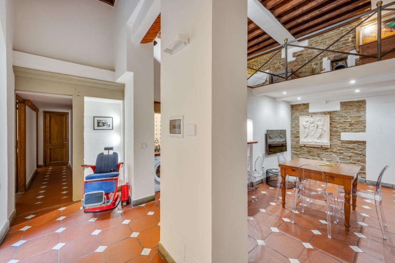 Palazzo Pitti Apartment With Terrace ฟลอเรนซ์ ภายนอก รูปภาพ